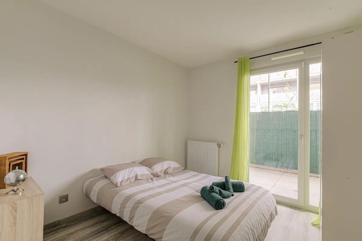 Cocon Urban Terrasse Et Stationnement Gratuit Apartment Villeurbanne 0*,